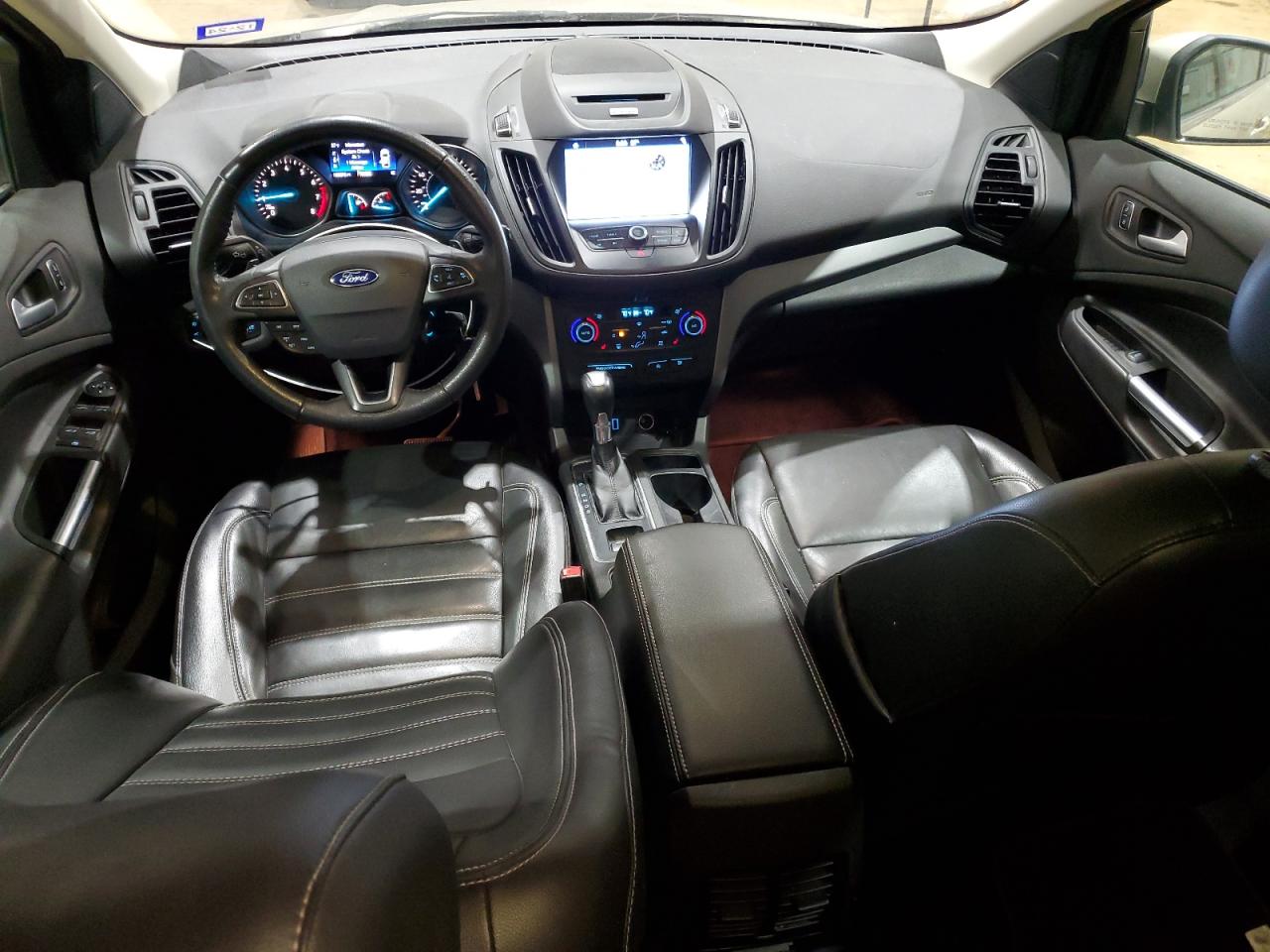 2017 Ford Escape VIN 1FMCU0GD8HUA13735 Copart auction photo, mechanical / minor dent/scratches damage thumbnail 8