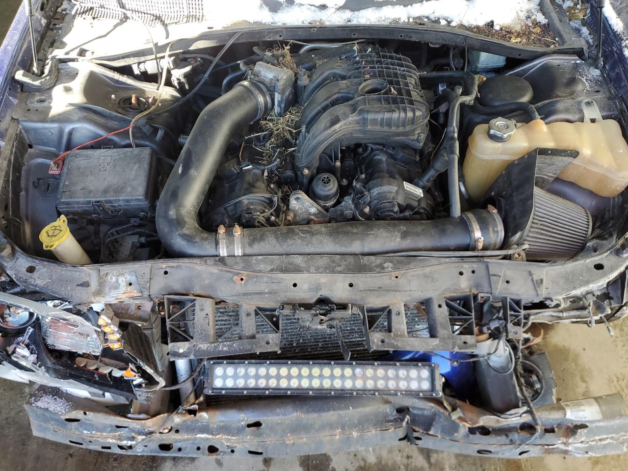 2017 Chrysler 300 VIN 2C3CCAGGXHH591706 Copart auction photo, front end damage thumbnail 11