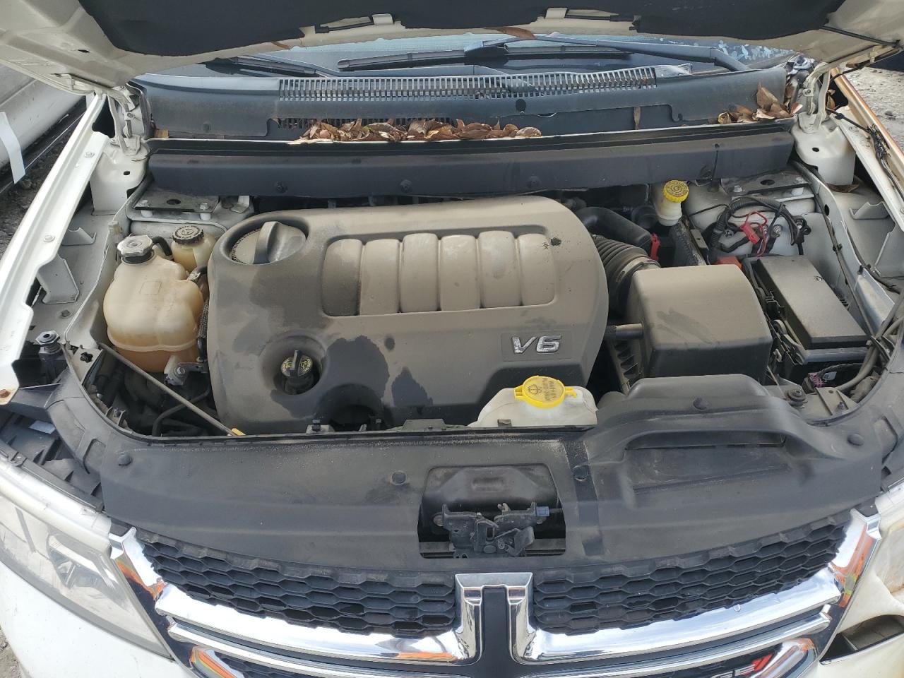 2017 Dodge Journey VIN 3C4PDCBG0HT510104 Copart auction photo, burn damage thumbnail 11