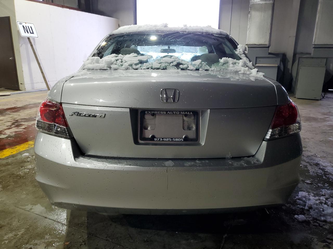 2010 Honda Accord VIN 1HGCP2F32AA185431 Copart auction photo, front end / minor dent/scratches damage thumbnail 6