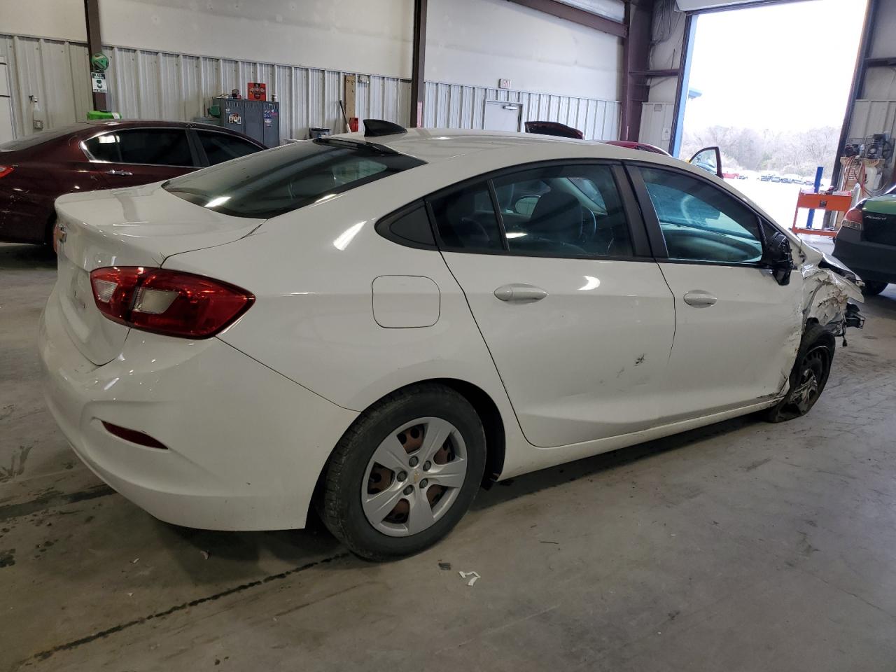 2018 Chevrolet Cruze VIN 1G1BC5SM8J7202647 Copart auction photo, front end / side damage thumbnail 3