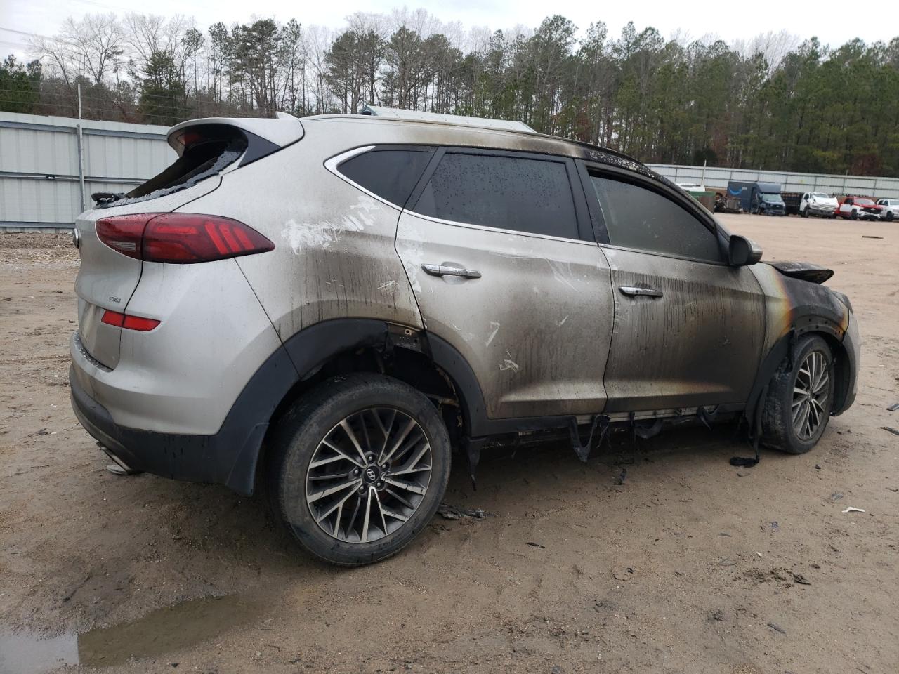 2020 Hyundai Tucson VIN KM8J3CAL0LU194401 Copart auction photo, burn - engine damage thumbnail 3