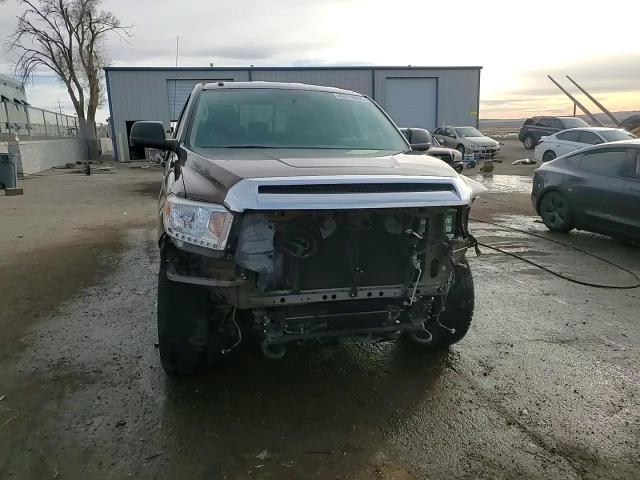 2017 Toyota Tundra VIN 5TFUW5F15HX622321 Copart auction photo, front end damage thumbnail 14