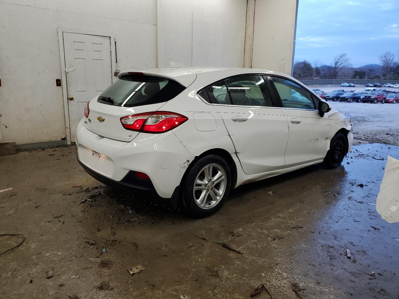 2017 Chevrolet Cruze VIN 3G1BE6SMXHS587804 Copart auction photo, front end / side damage thumbnail 3