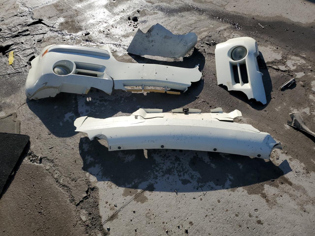 2005 Chrysler 300 VIN 2C3AA63H85H666729 Copart auction photo, rear end / front end damage thumbnail 12