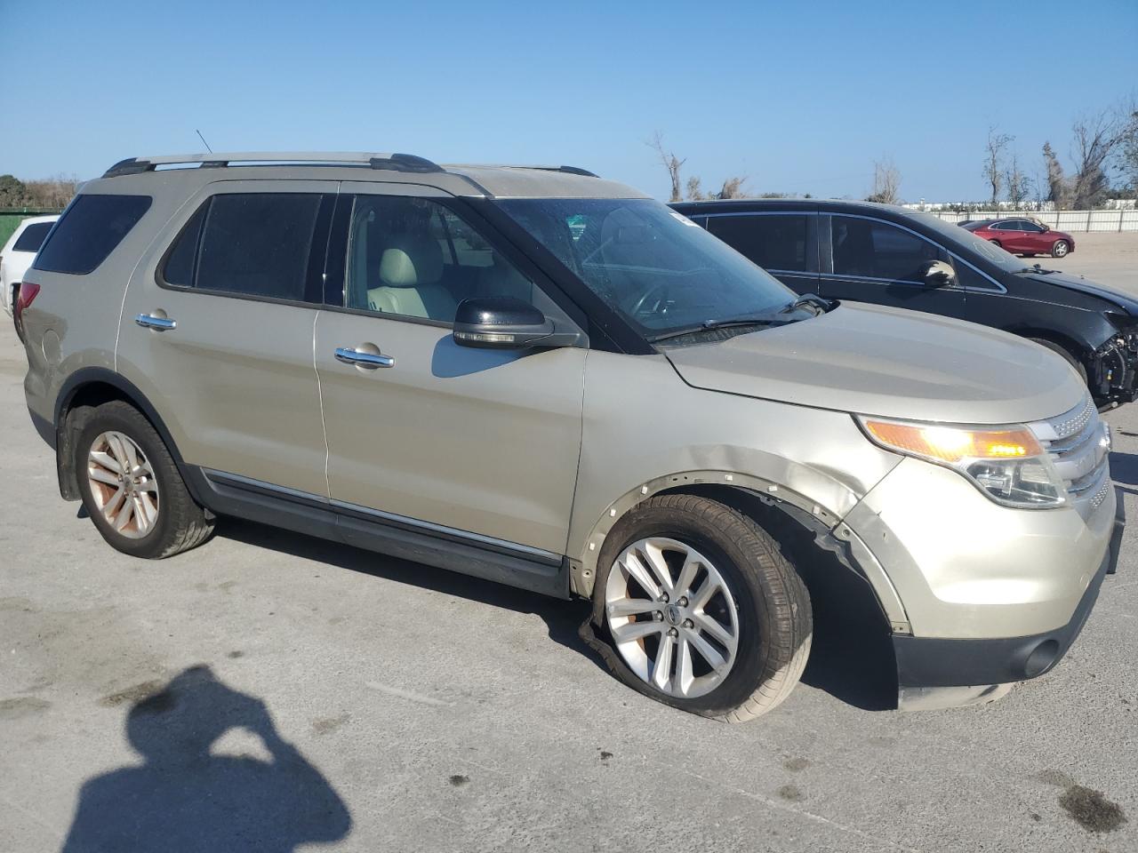 2011 Ford Explorer VIN 1FMHK8D88BGA67883 Copart auction photo, side damage thumbnail 4