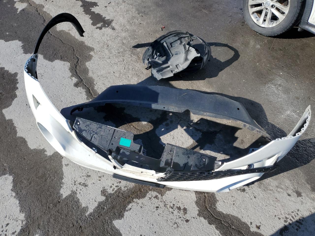 2013 Nissan Juke VIN JN8AF5MV0DT218020 Copart auction photo, front end / minor dent/scratches damage thumbnail 13
