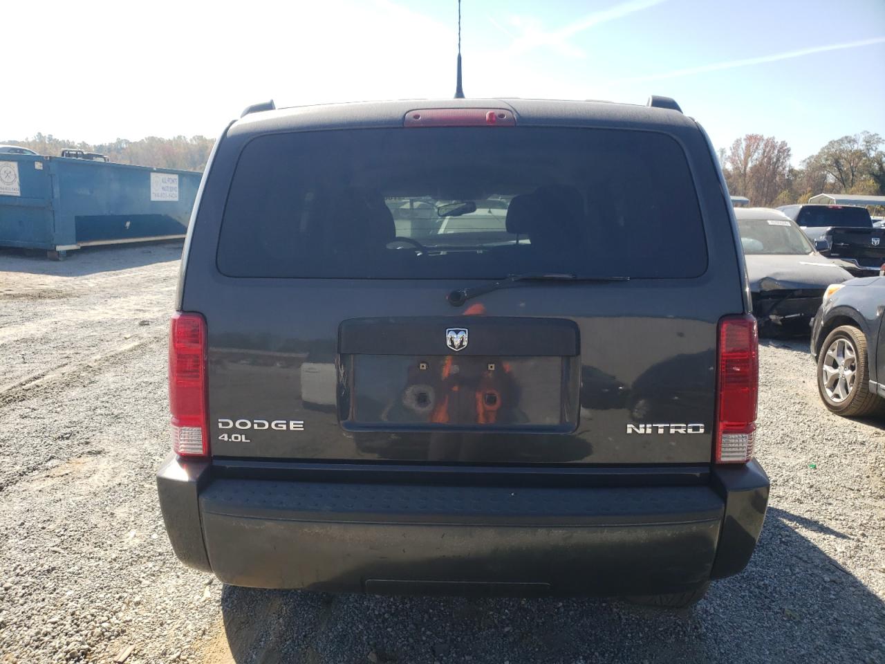 2011 Dodge Nitro VIN 1D4PT4GX6BW504829 Copart auction photo, front end / side damage thumbnail 6