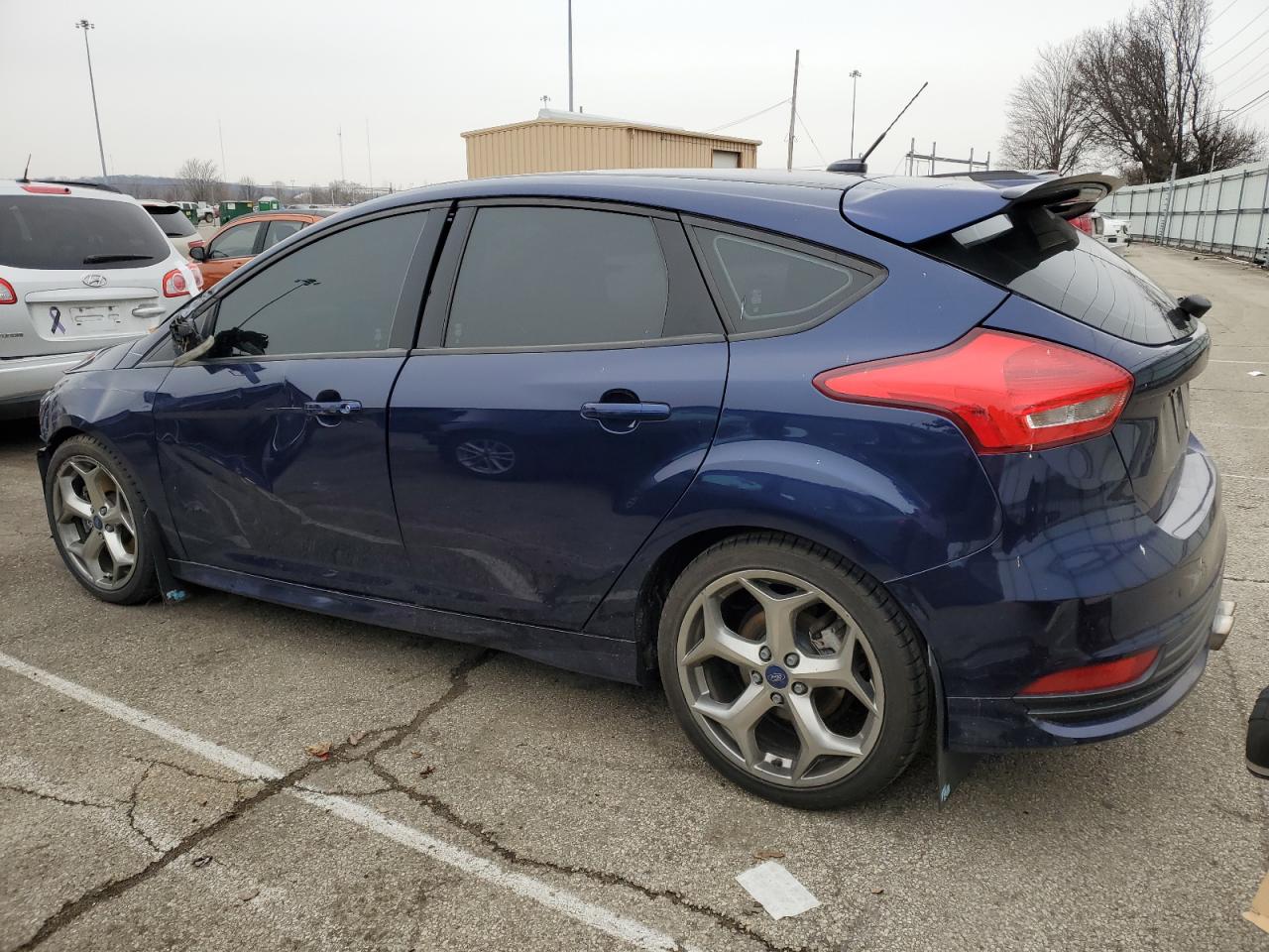 2016 Ford Focus VIN 1FADP3L9XGL333166 Copart auction photo, front end / side damage thumbnail 2