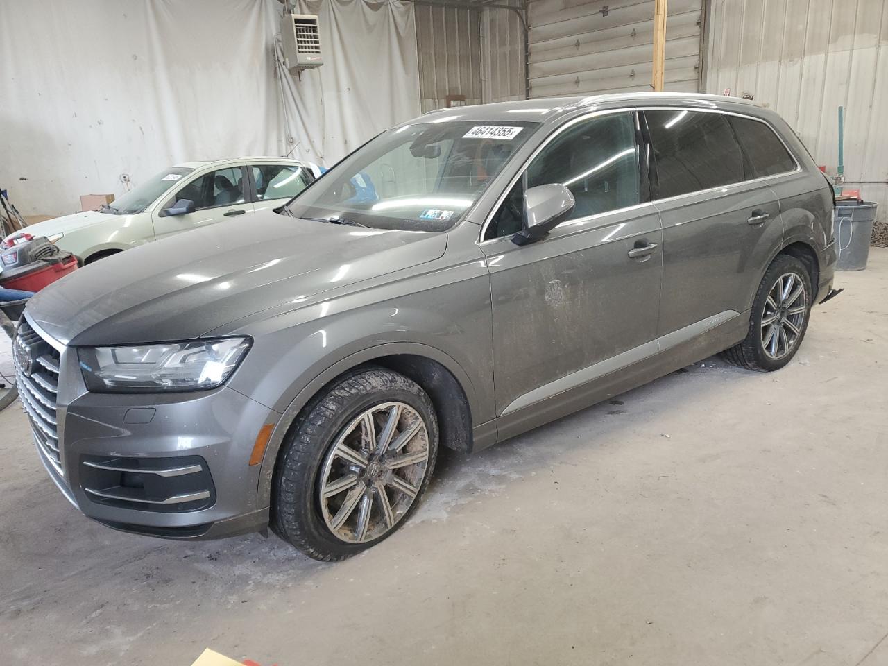 2017 Audi Q7 VIN WA1LAAF75HD022014
