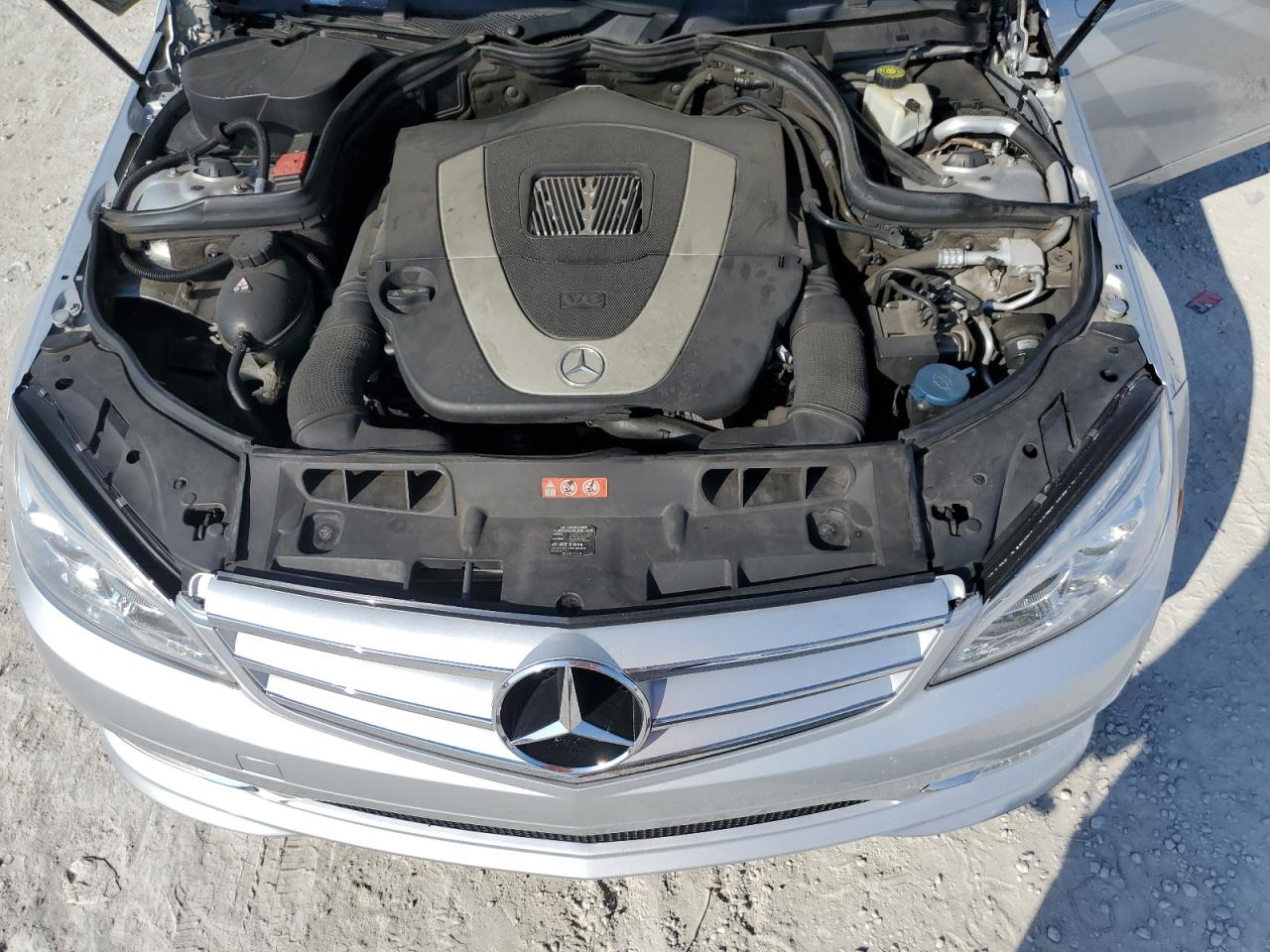 2011 Mercedes-Benz C-klasse VIN WDDGF5EB8BR147711 Copart auction photo, rear end damage thumbnail 11