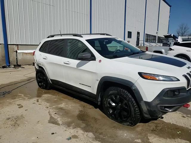 2016 Jeep Cherokee VIN 1C4PJMBS3GW242693 Copart auction photo, rear end damage thumbnail 14