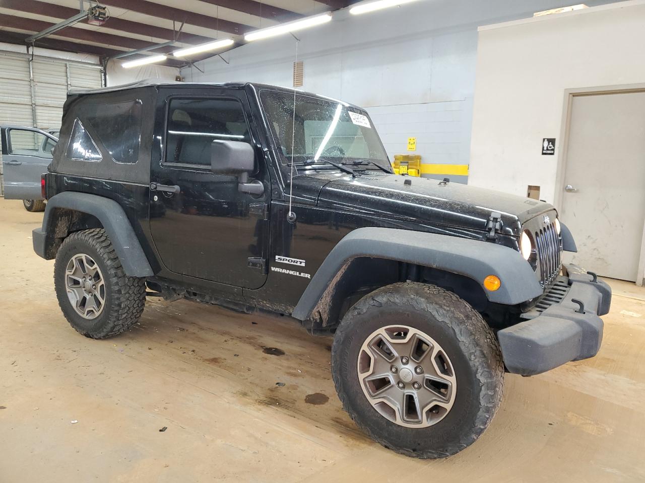2014 Jeep Wrangler VIN 1C4AJWAG3EL117433 Copart auction photo, front end damage thumbnail 4