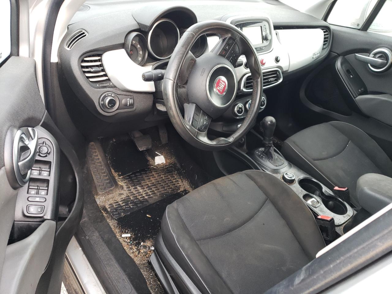 2016 Fiat 500 VIN ZFBCFXBT1GP396052 Copart auction photo, side / minor dent/scratches damage thumbnail 8