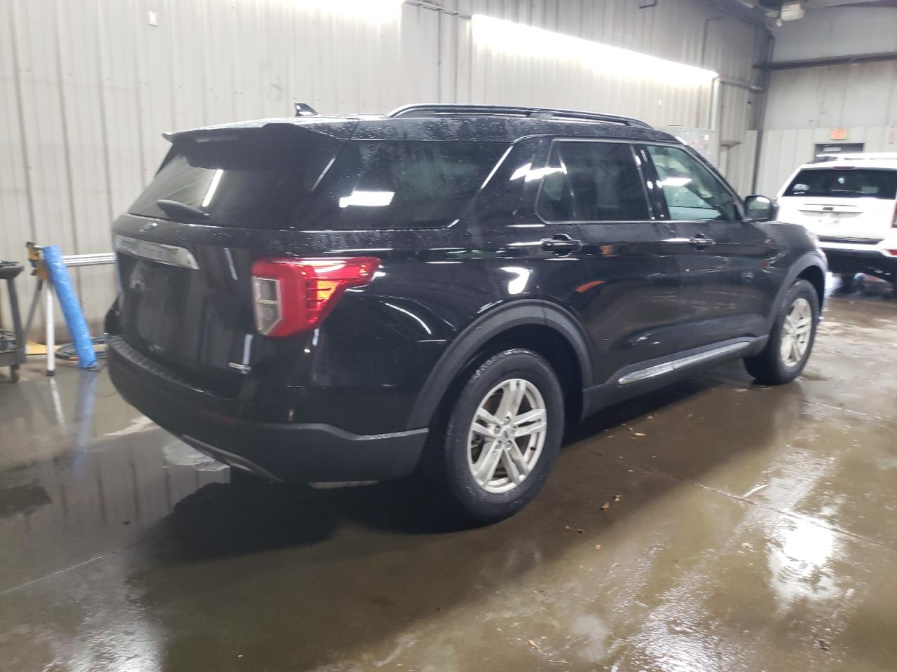 2020 Ford Explorer VIN 1FMSK8DH2LGA77977 Copart auction photo, side damage thumbnail 3
