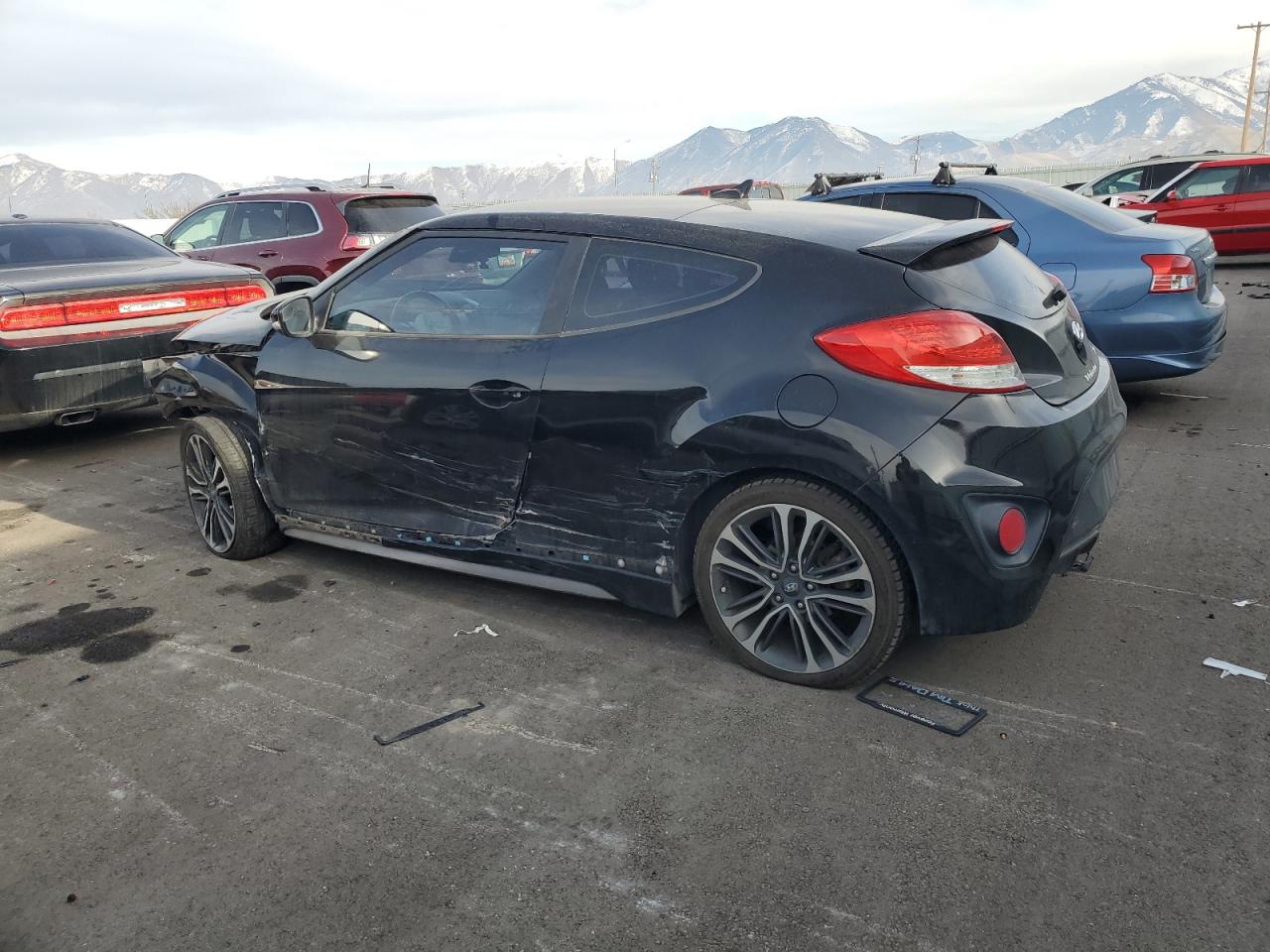 2016 Hyundai Veloster VIN KMHTC6AE3GU257072 Copart auction photo, front end / side damage thumbnail 2