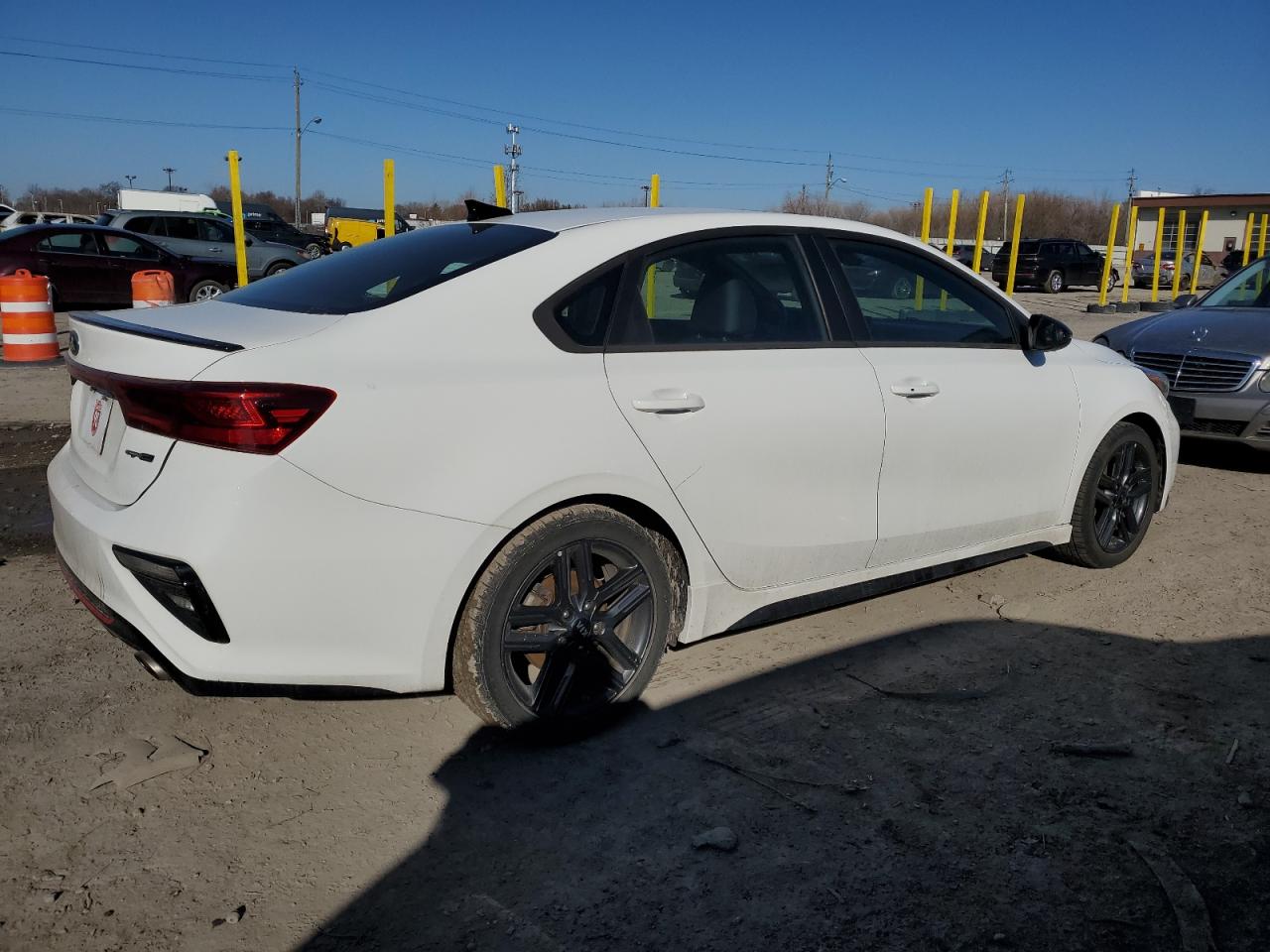 2021 KIA Forte VIN 3KPF34AD8ME380597 Copart auction photo, minor dent/scratches damage thumbnail 3