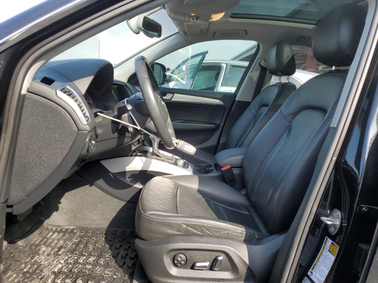 2014 Audi Q5 VIN WA1LFAFP2EA019070 Copart auction photo, front end damage thumbnail 7