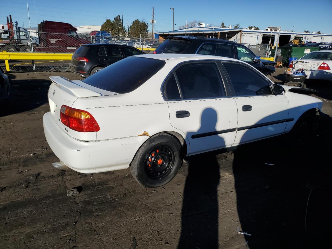 2000 Honda Civic VIN 1HGEJ6672YL038688 Copart auction photo, front end damage thumbnail 3