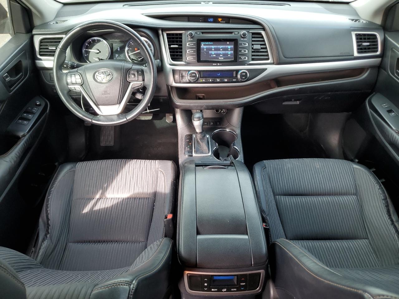 2015 Toyota Highlander VIN 5TDBKRFH5FS091115 Copart auction photo, front end damage thumbnail 8