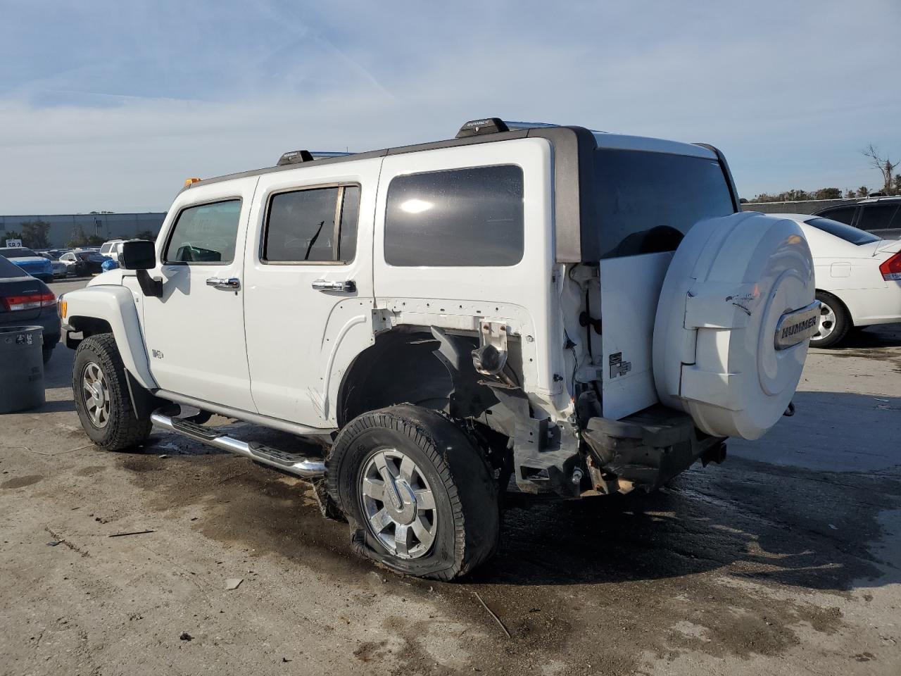 2006 Hummer H3 VIN 5GTDN136568288030 Copart auction photo, rear end / side damage thumbnail 2