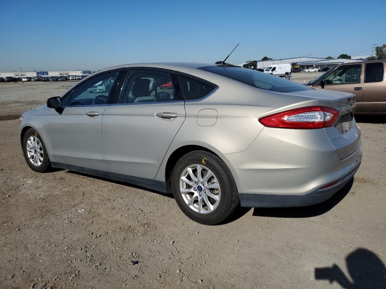 2015 Ford Fusion VIN 3FA6P0G70FR128584 Copart auction photo, front end / side damage thumbnail 2