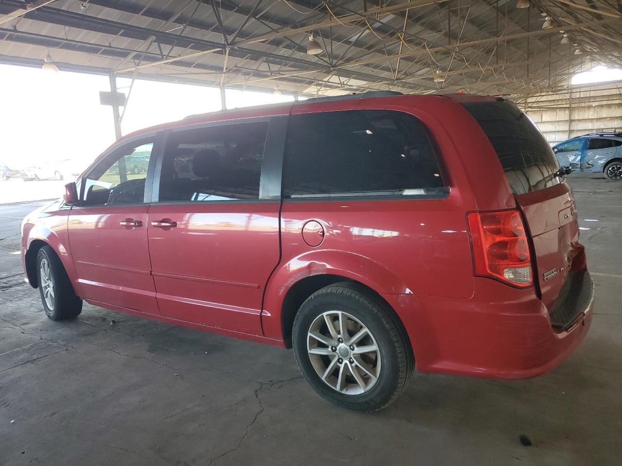 2015 Dodge Caravan VIN 2C4RDGCG7FR631985 Copart auction photo, all over damage thumbnail 2