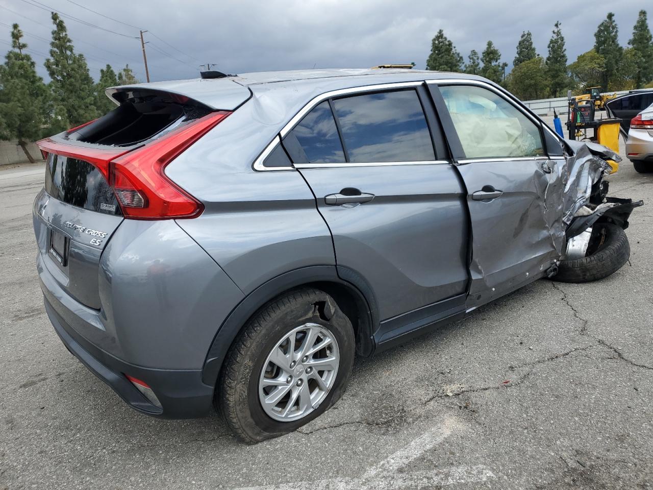 2019 Mitsubishi Eclipse VIN JA4AT3AA9KZ018347 Copart auction photo, front end / side damage thumbnail 3