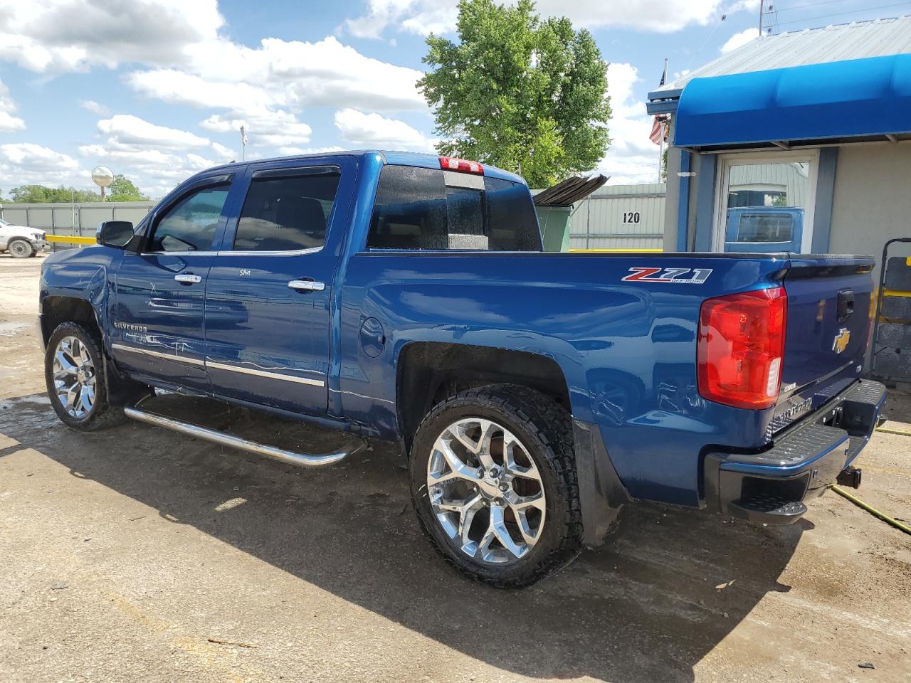 2016 Chevrolet Silverado VIN 3GCUKSEC8GG112626 Copart auction photo, side damage thumbnail 2