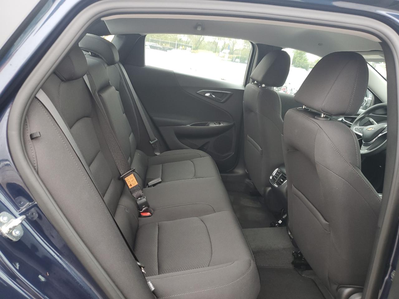 2020 Chevrolet Malibu VIN 1G1ZD5ST3LF010063 Copart auction photo, front end / side damage thumbnail 10