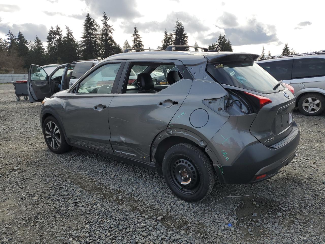 2018 Nissan Kicks VIN 3N1CP5CU6JL535099 Copart auction photo, side / rear end damage thumbnail 2