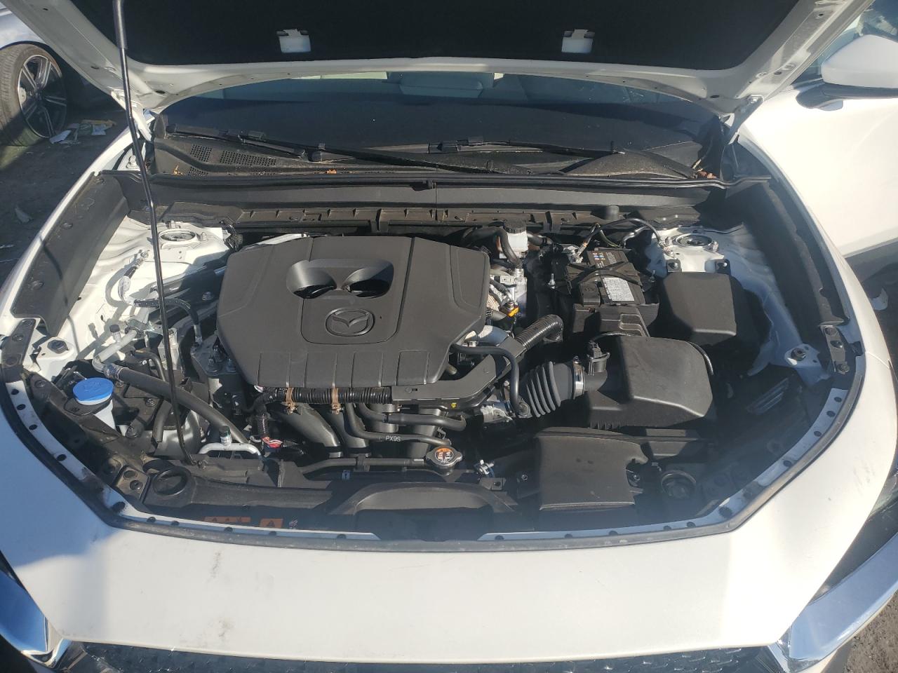 2024 Mazda CX-30 VIN 3MVDMBCM8RM640501 Copart auction photo, minor dent/scratches damage thumbnail 13
