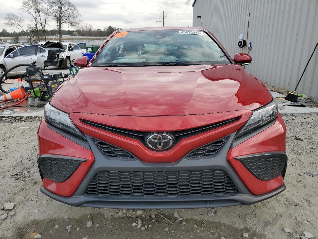 2022 Toyota Camry VIN 4T1G11AKXNU039899 Copart auction photo, rear end / side damage thumbnail 5