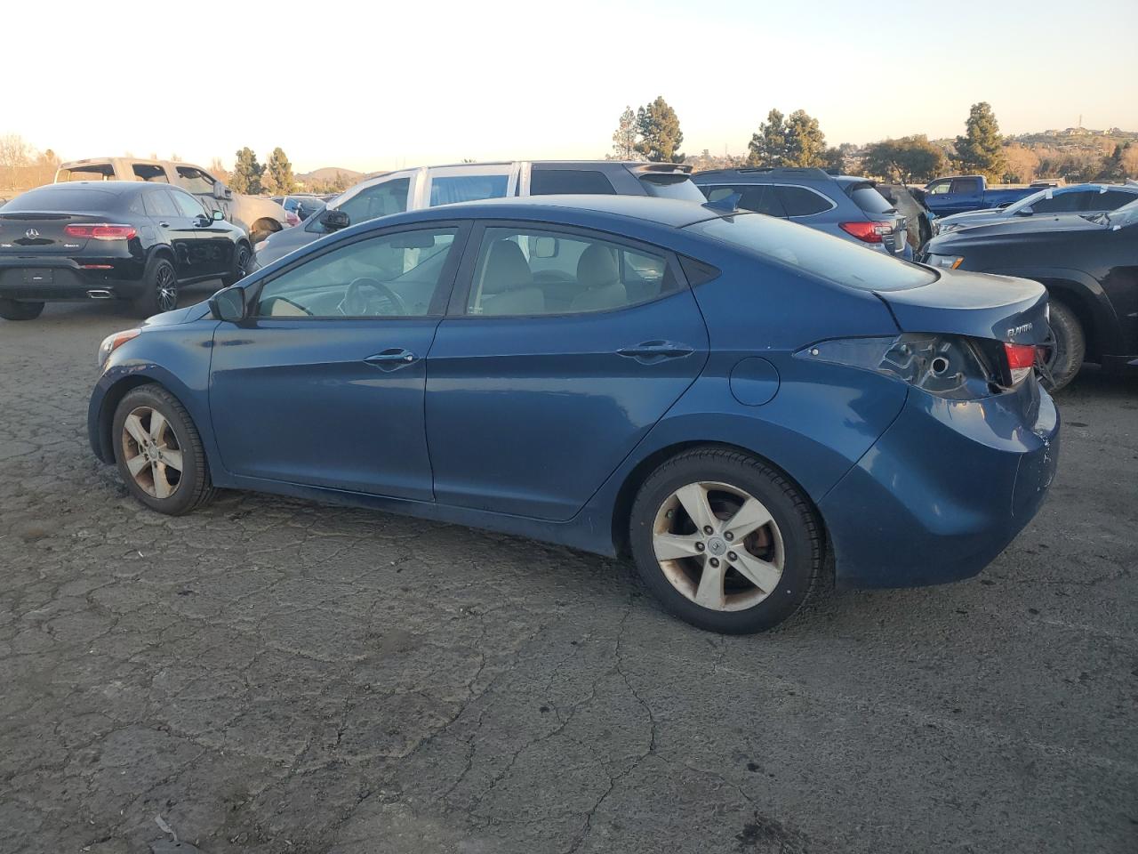 2013 Hyundai Elantra VIN KMHDH4AE1DU008582 Copart auction photo, rear end damage thumbnail 2