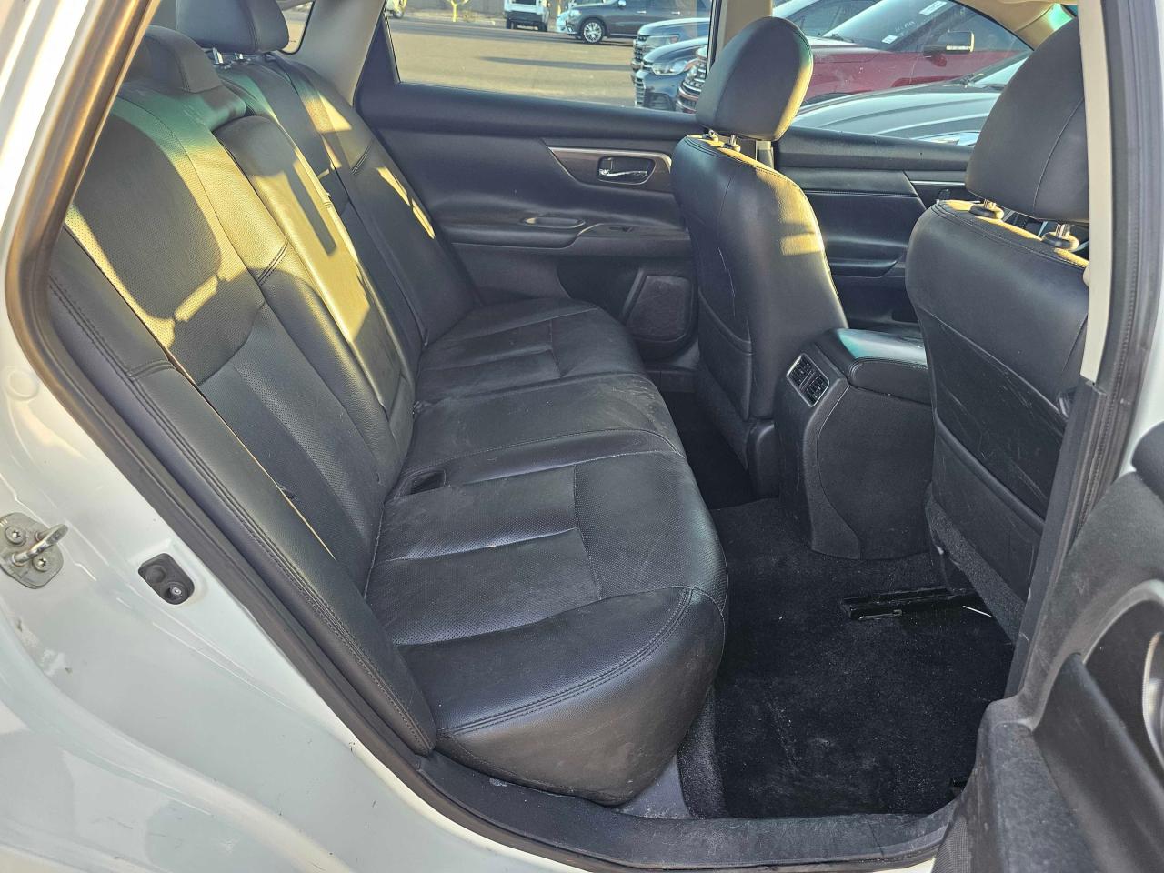 2014 Nissan Altima VIN 1N4AL3AP8EC901623 Copart auction photo, side / minor dent/scratches damage thumbnail 6
