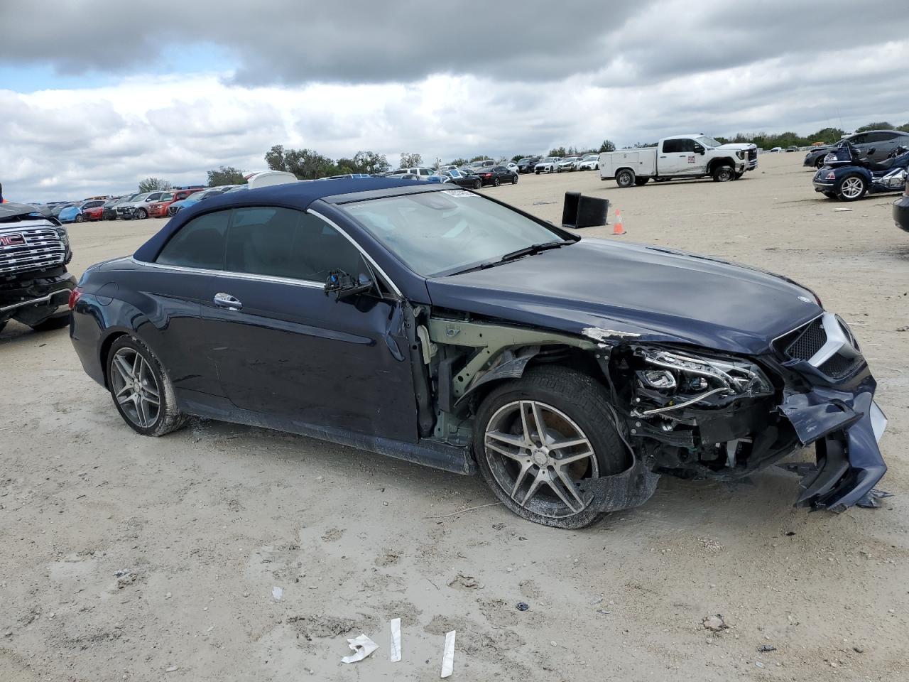 2016 Mercedes-Benz E-klasse VIN WDDKK6FF6GF340882 Copart auction photo, front end damage thumbnail 4
