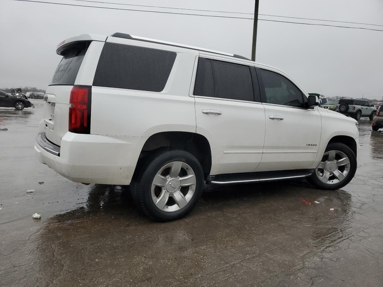 2017 Chevrolet Tahoe VIN 1GNSCCKC2HR341679 Copart auction photo, front end damage thumbnail 3