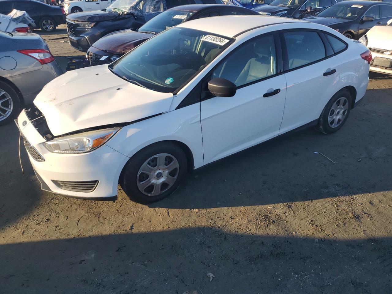 2016 Ford Focus VIN 1FADP3E27GL273962