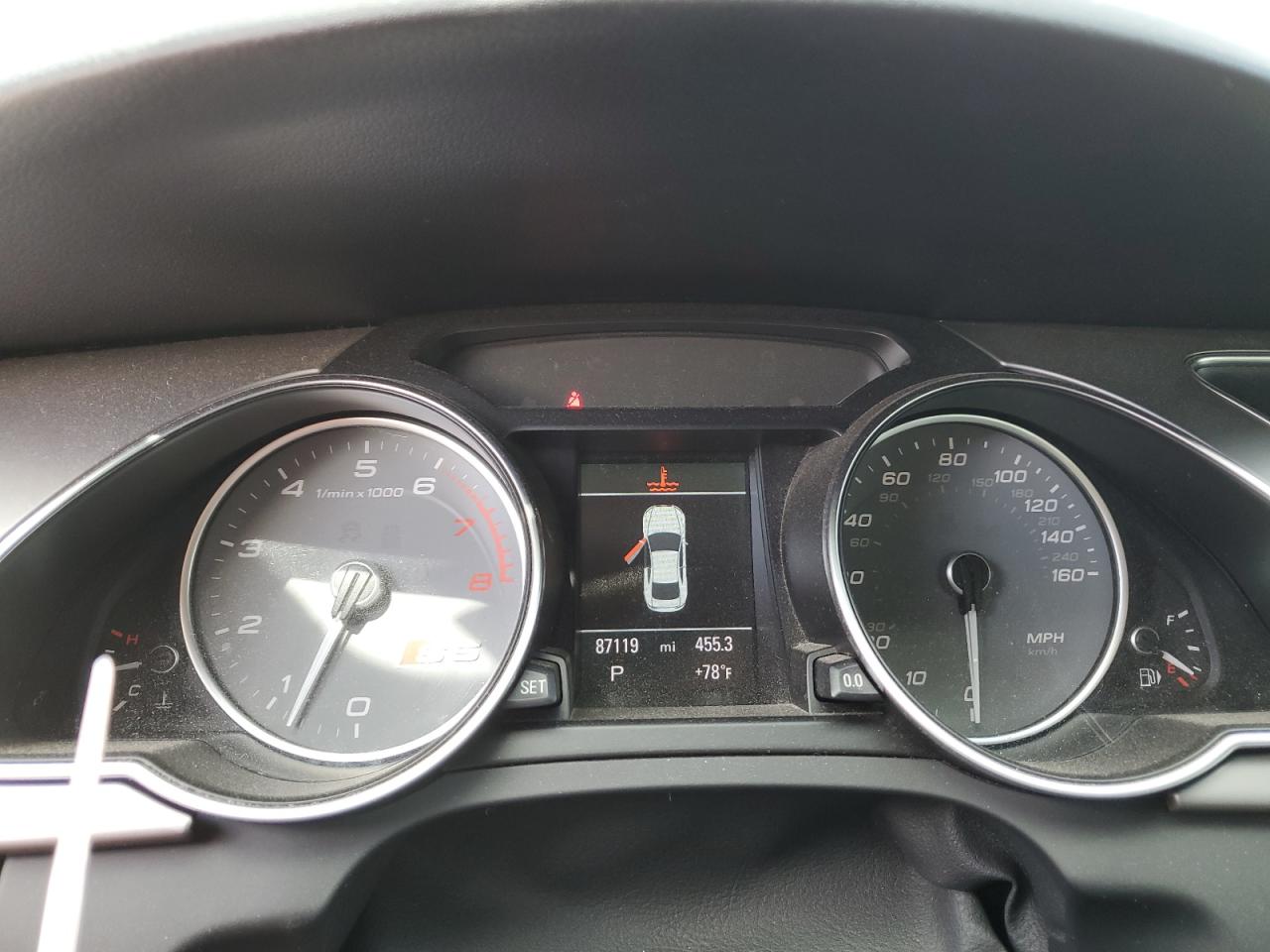2014 Audi RS5 VIN WAUVGAFR8EA037387 Copart auction photo, front end / minor dent/scratches damage thumbnail 9