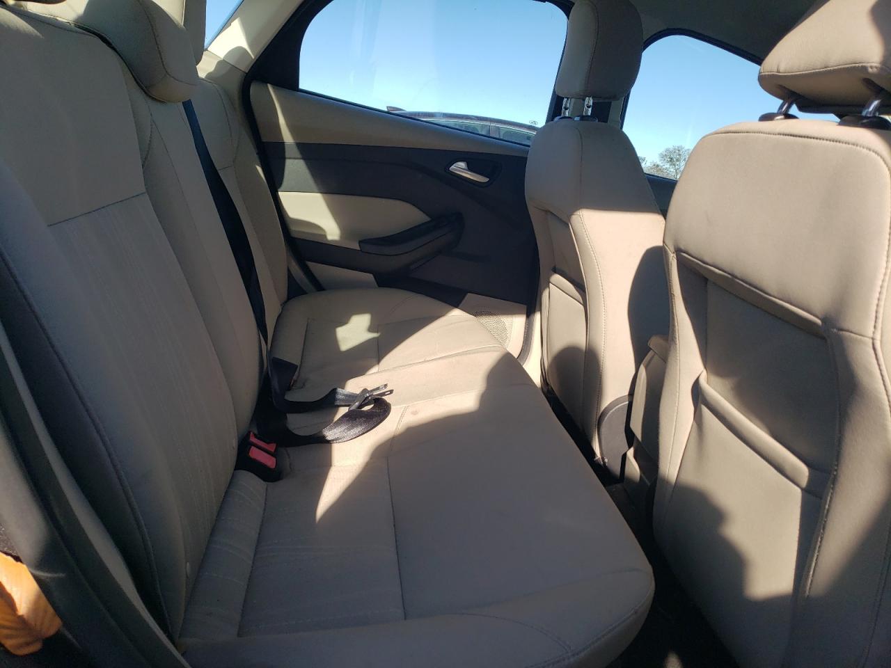 2017 Ford Focus VIN 1FADP3F22HL215158 Copart auction photo, all over damage thumbnail 11