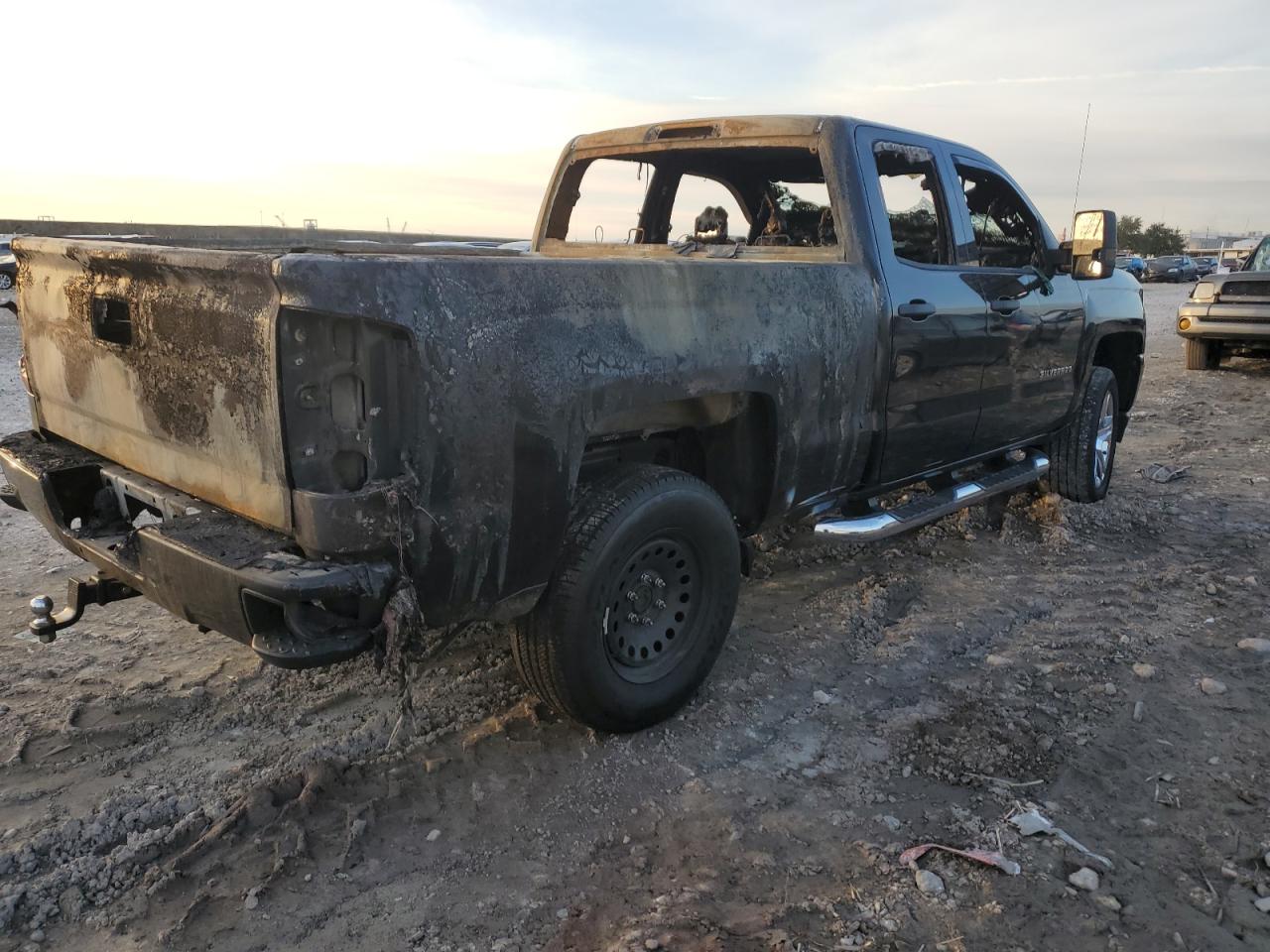 2016 Chevrolet Silverado VIN 1GCRCPEC1GZ294024 Copart auction photo, burn damage thumbnail 3
