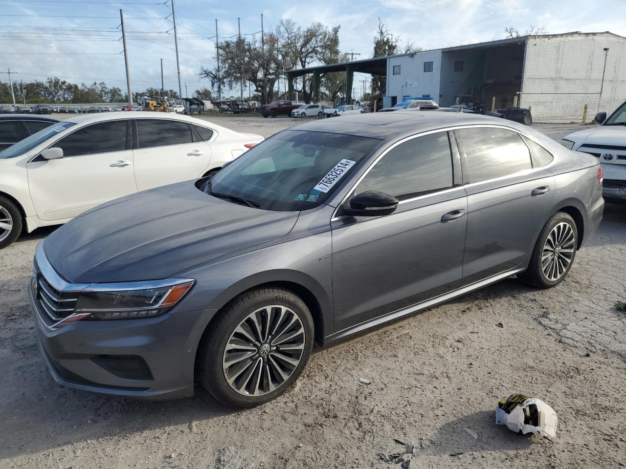 2022 Volkswagen Passat VIN 1VWBA7A38NC008826