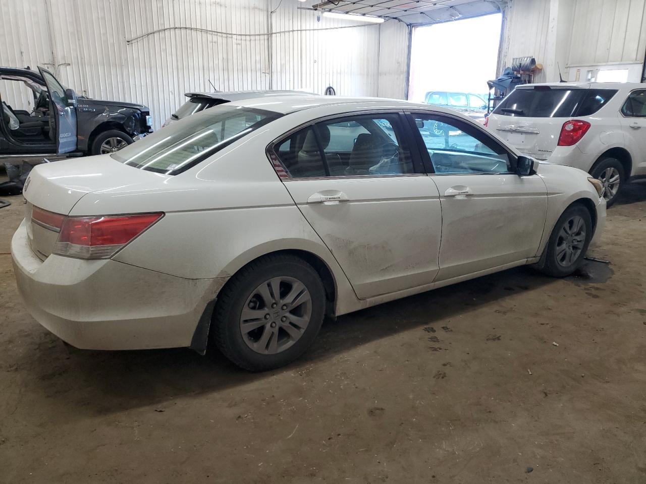 2012 Honda Accord VIN 1HGCP2F64CA105186 Copart auction photo, front end damage thumbnail 3