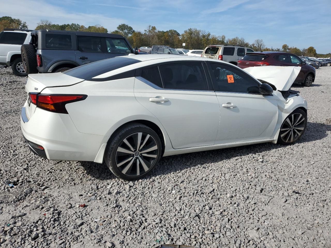 2021 Nissan Altima VIN 1N4BL4CV9MN380940 Copart auction photo, front end / side damage thumbnail 3