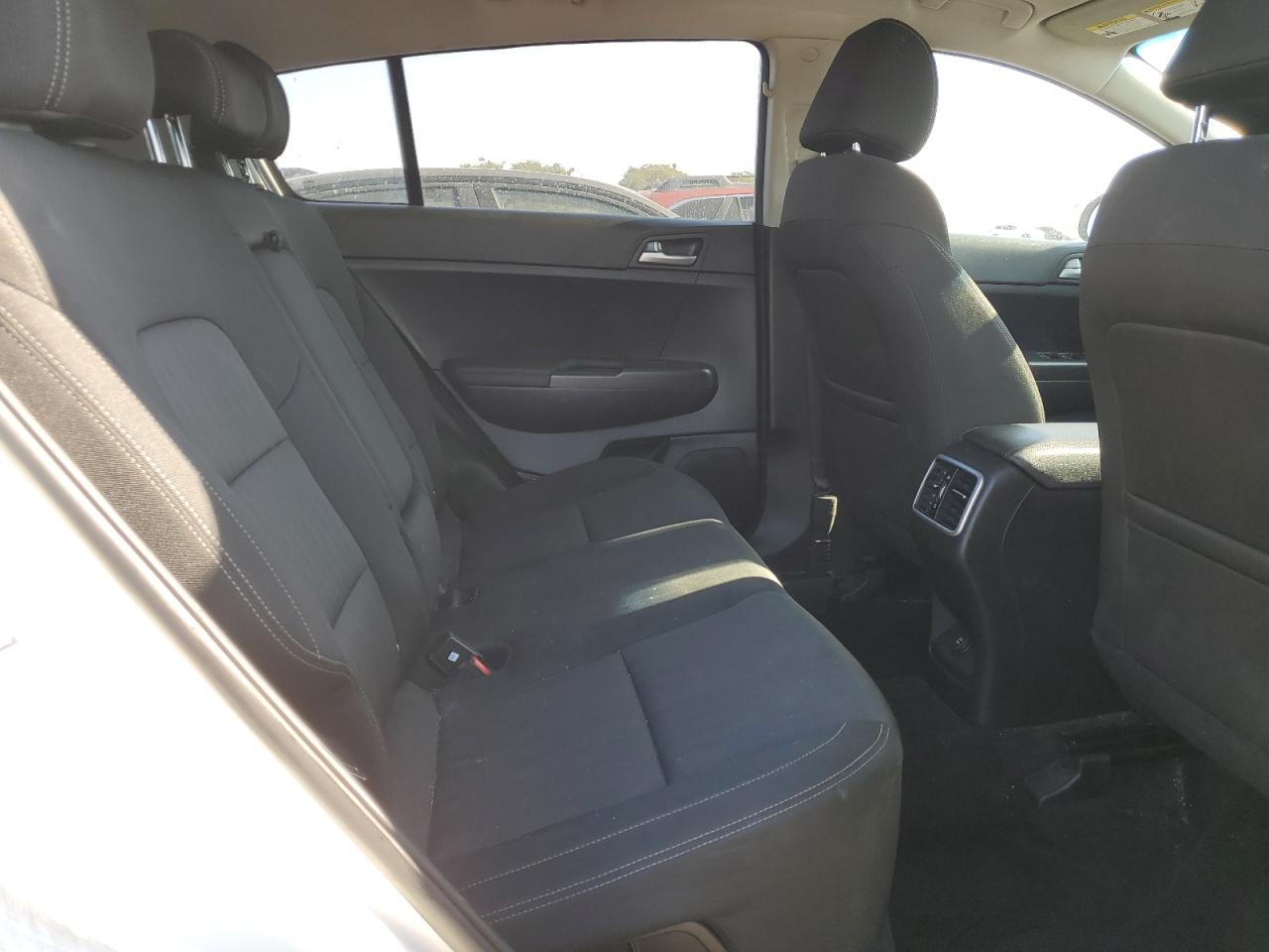 2022 KIA Sportage VIN KNDPMCACXN7000261 Copart auction photo, side / front end damage thumbnail 11
