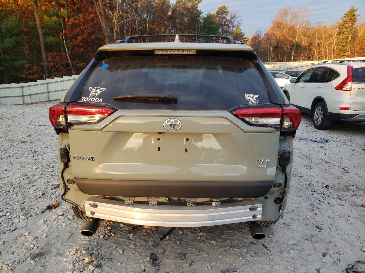 2021 Toyota RAV 4 VIN 2T3P1RFV8MW191932 Copart auction photo, front end / rear end damage thumbnail 6