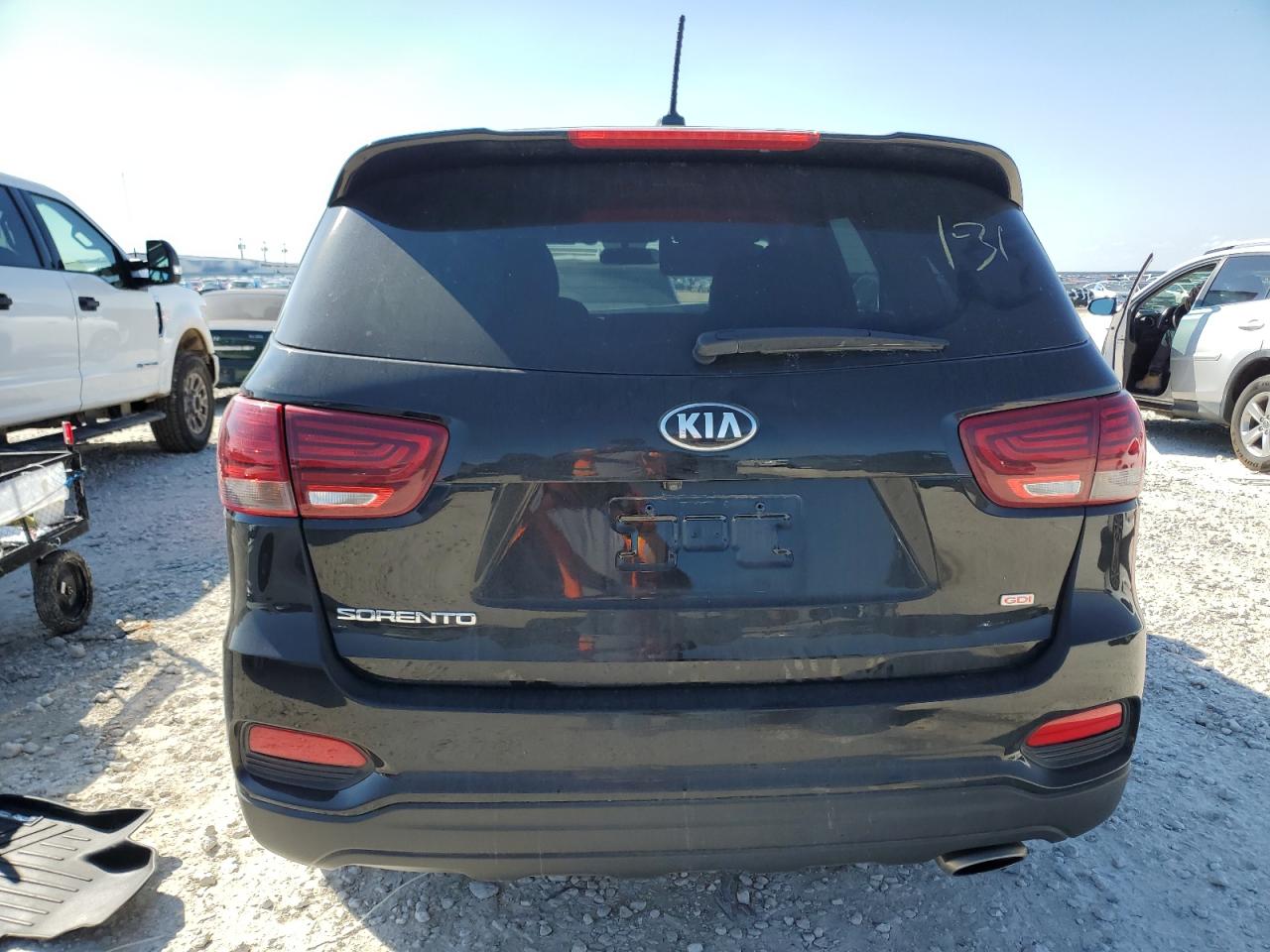 2019 KIA Sorento VIN 5XYPG4A36KG582712 Copart auction photo, front end / side damage thumbnail 6