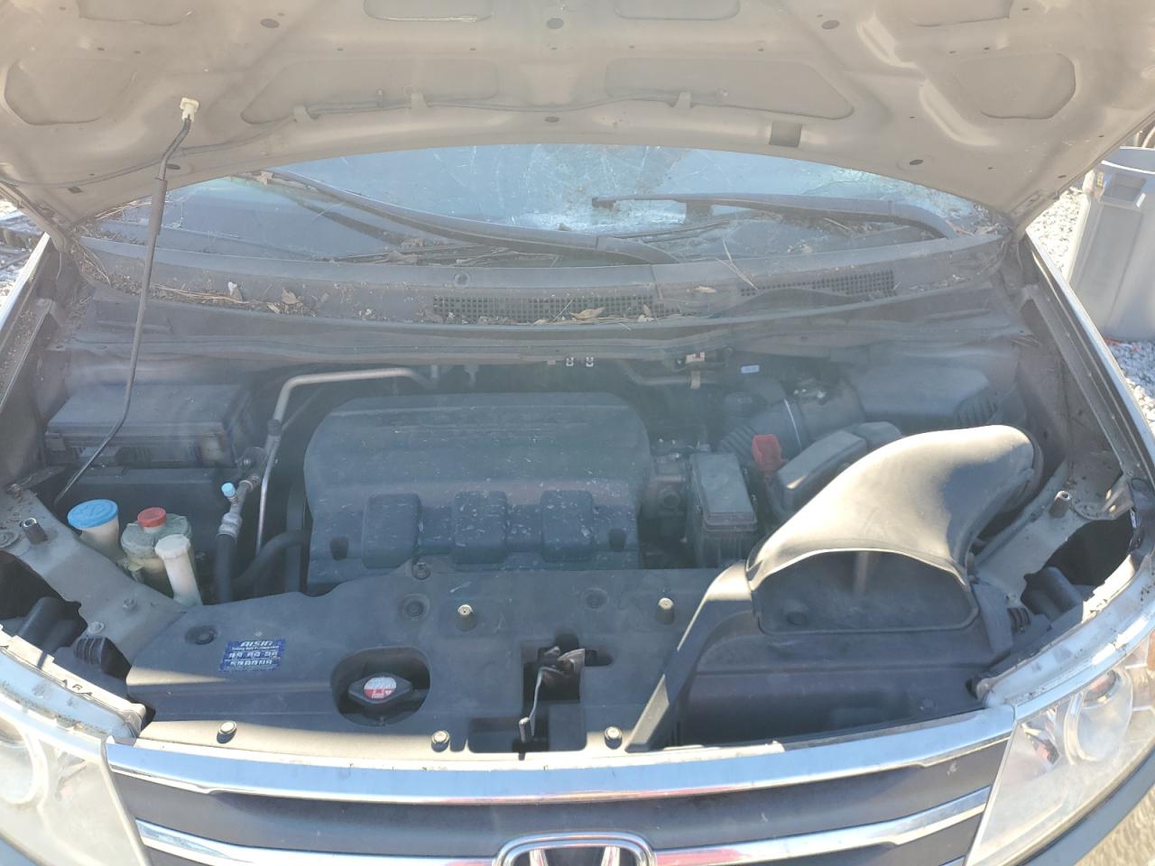 2011 Honda Odyssey VIN 5FNRL5H60BB058053 Copart auction photo, front end / top/roof damage thumbnail 12