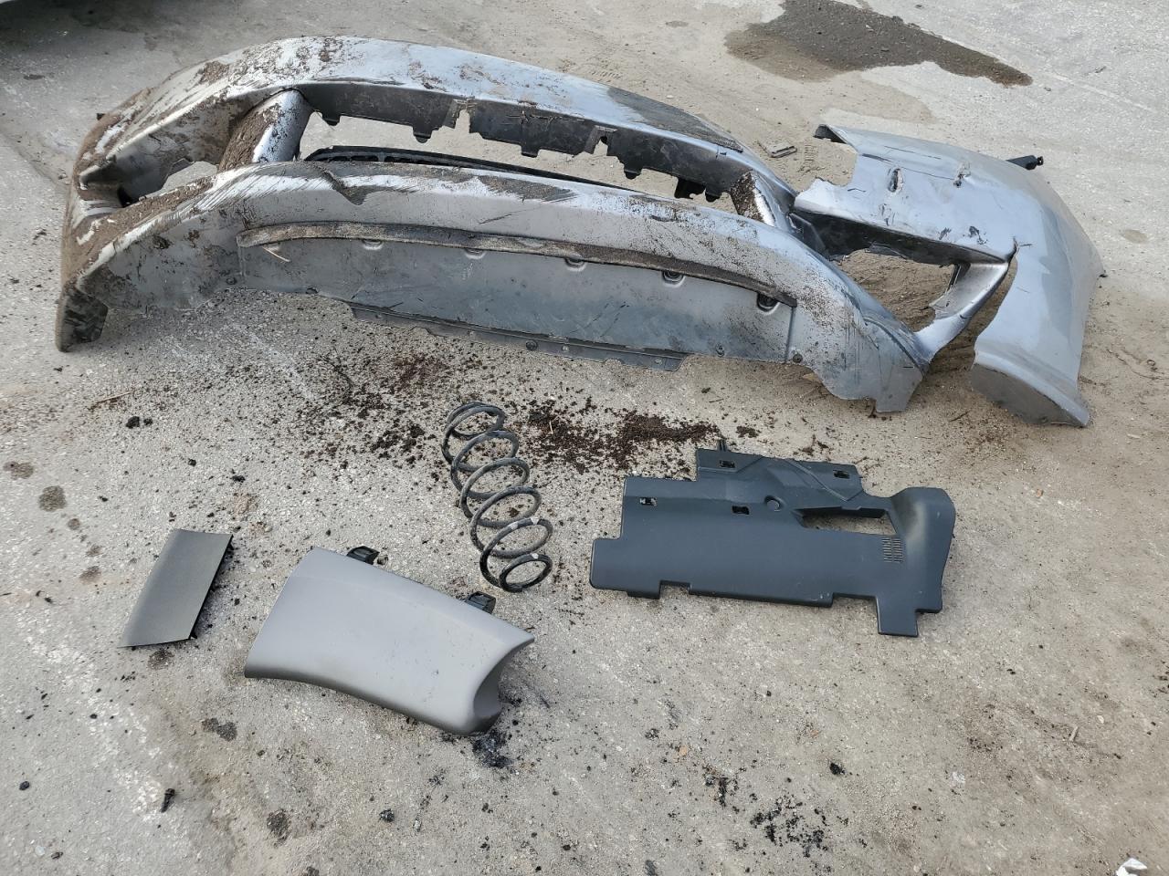 2010 Honda Fit VIN JHMGE8H4XAC025895 Copart auction photo, front end / side damage thumbnail 13