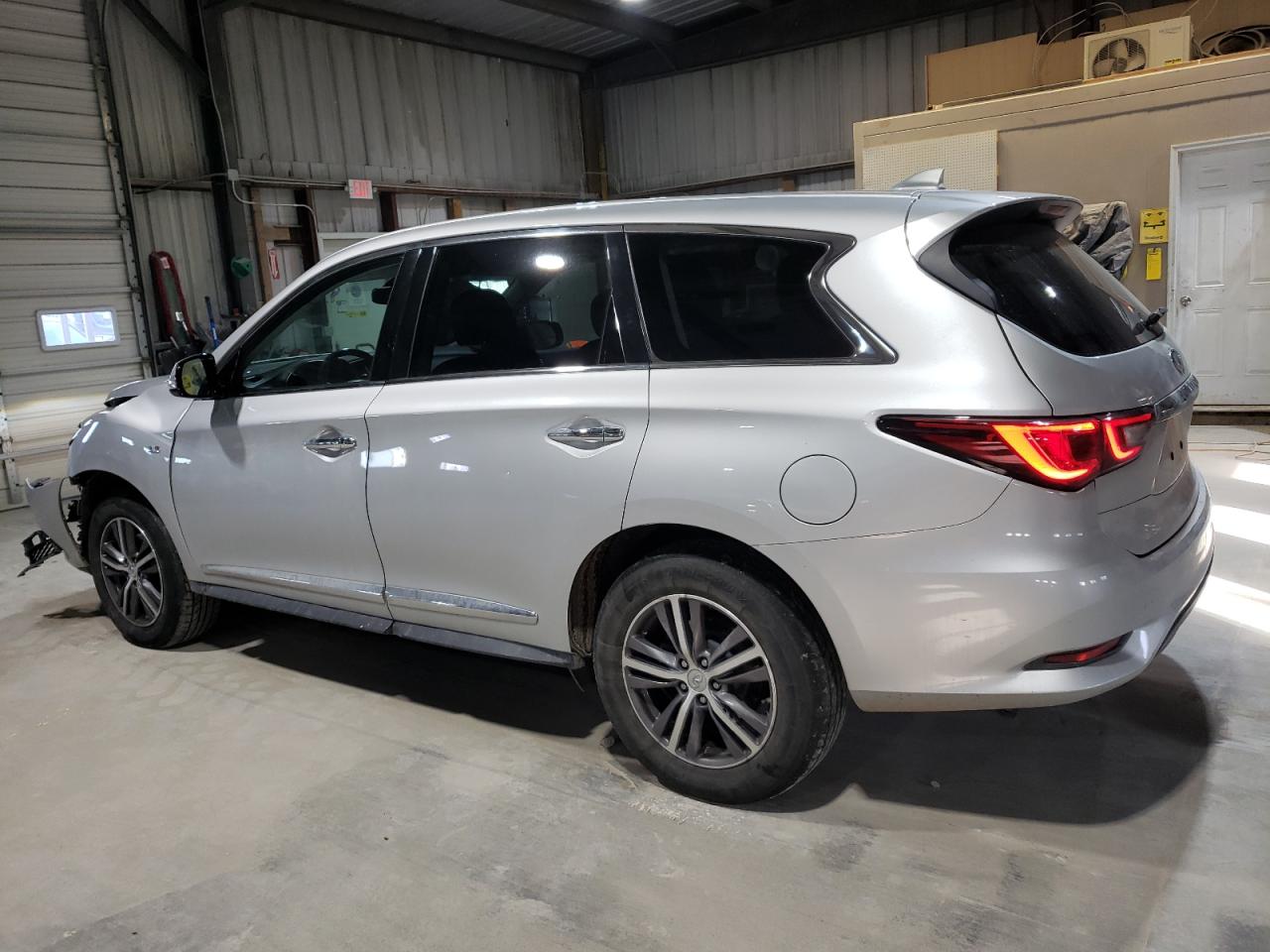 2018 Infiniti QX60 VIN 5N1DL0MM0JC523584 Copart auction photo, front end / minor dent/scratches damage thumbnail 2